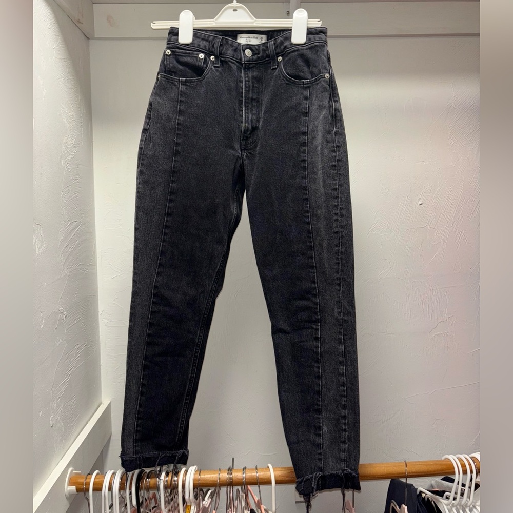 Abercrombie - The Mom High Rise